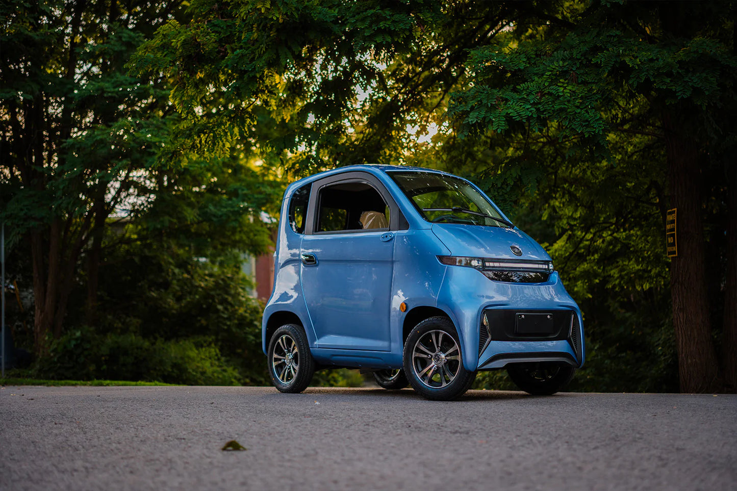 ECOLO ET4 Cruise Connect - Enclosed Mobility Scooter